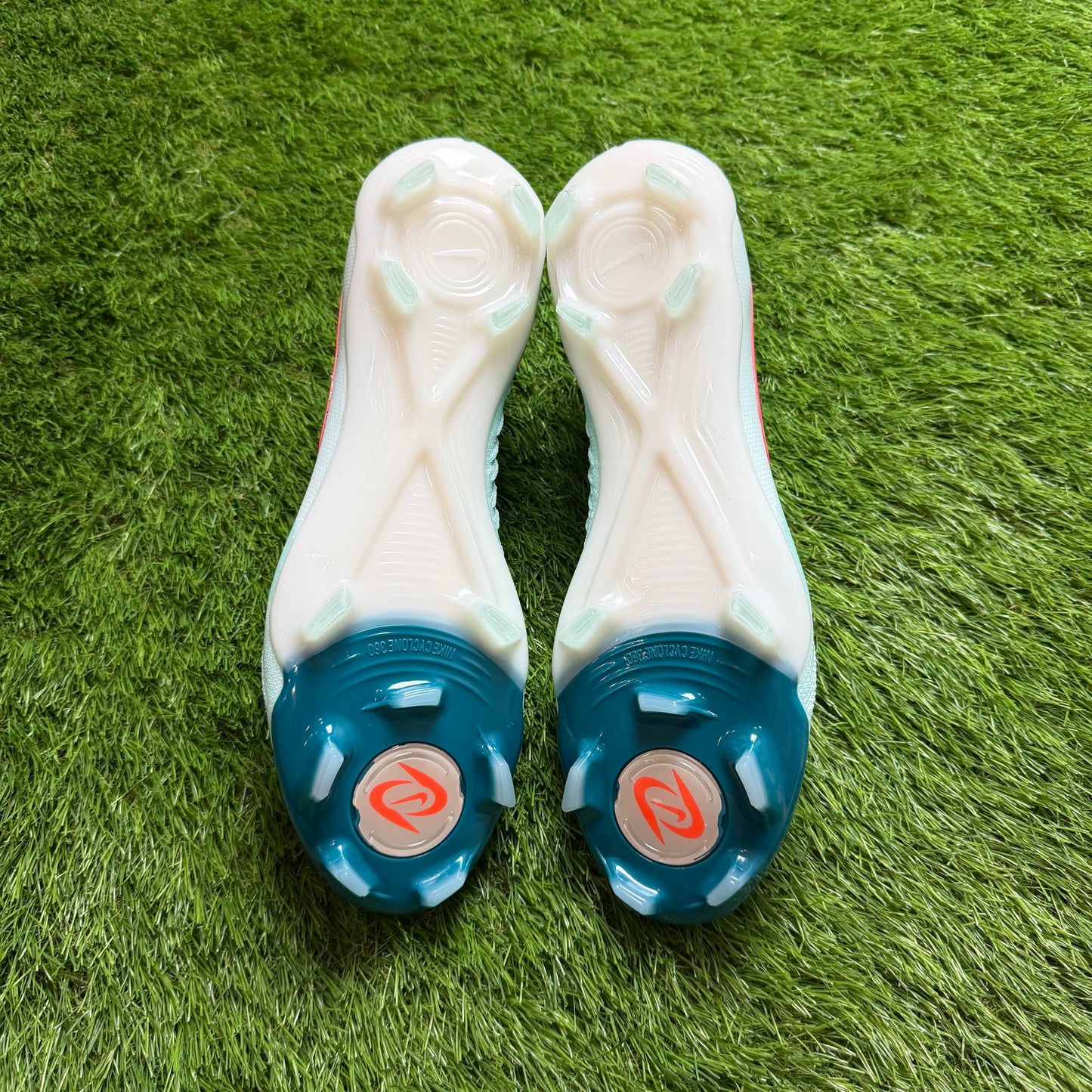 Phantom GX 2 Elite FG MAD ENERGY EUR39 24,5CM pre-owned