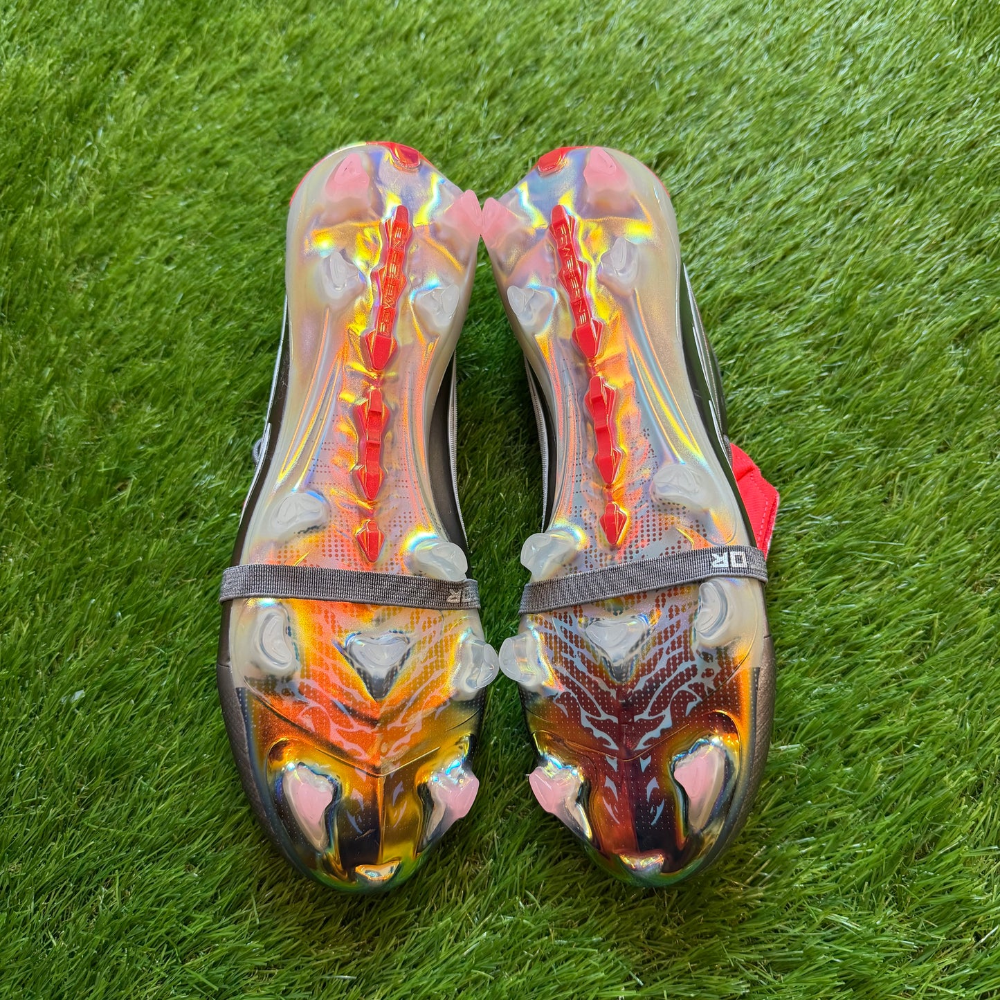 PREDATOR ELITE FG EUR40 25CM jak nowe | outlet / zwroty | pre-owned