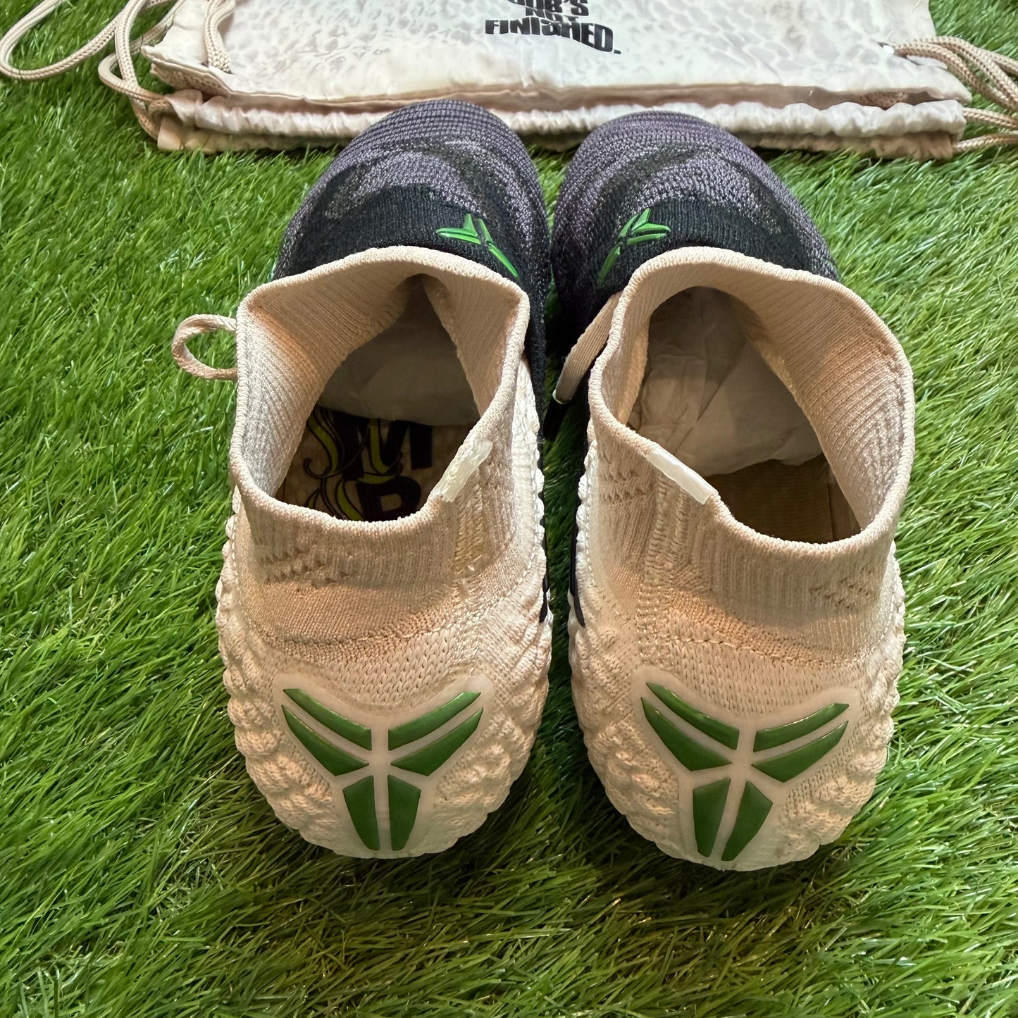 Phantom 6 High Elite FG MAMBA EUR41 26CM jak nowe | outlet / zwroty | pre-owned