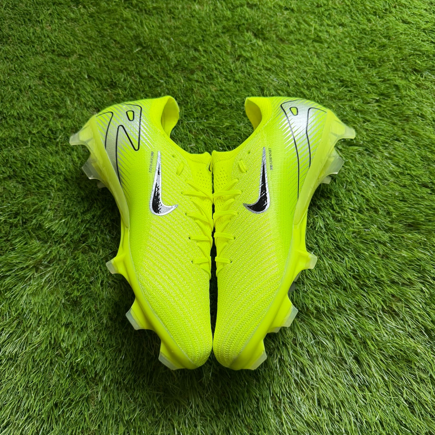 Mercurial Vapor 16 Elite FG MAD VOLT EUR44 28CM pre-owned