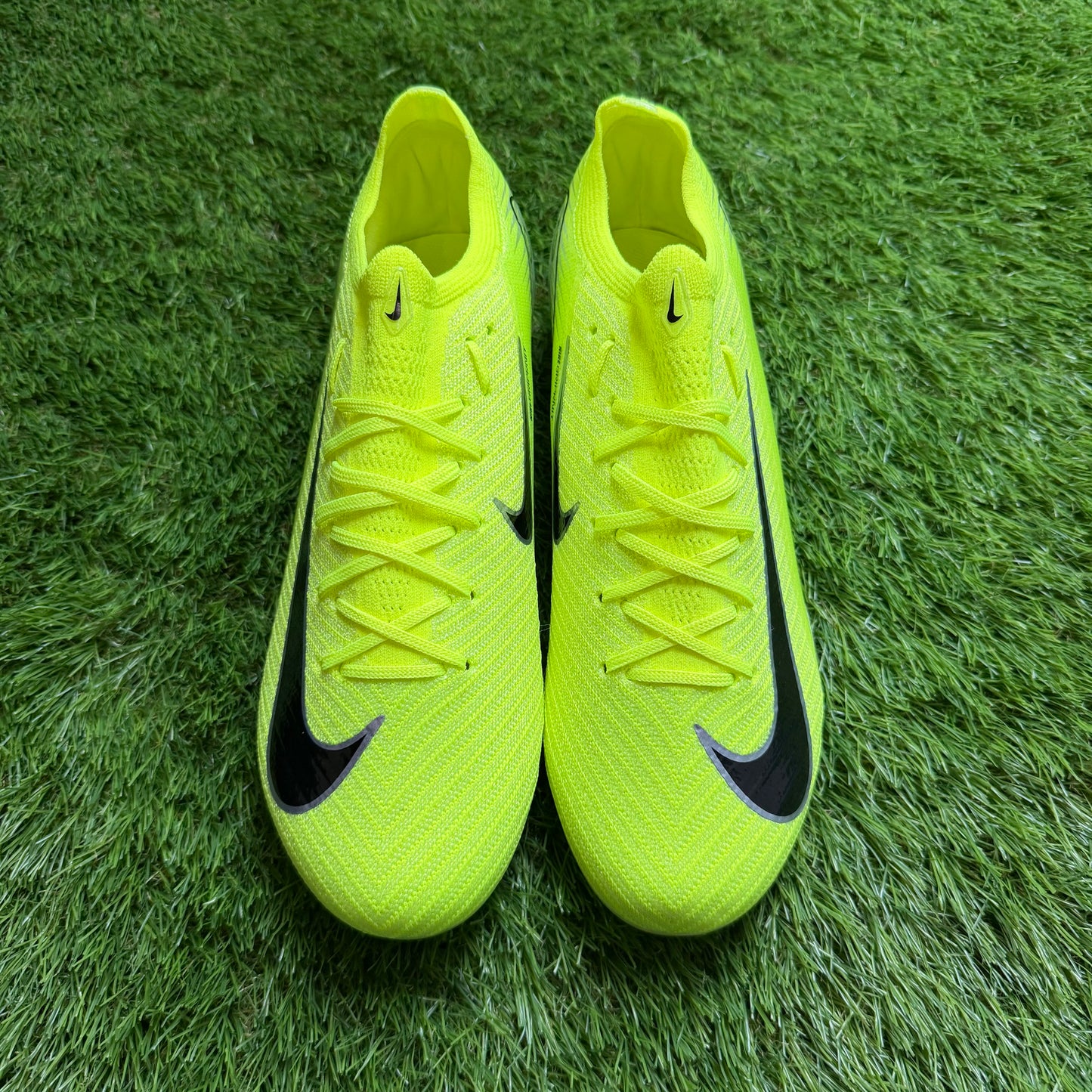 Mercurial Vapor 16 Elite FG MAD VOLT EUR44 28CM pre-owned