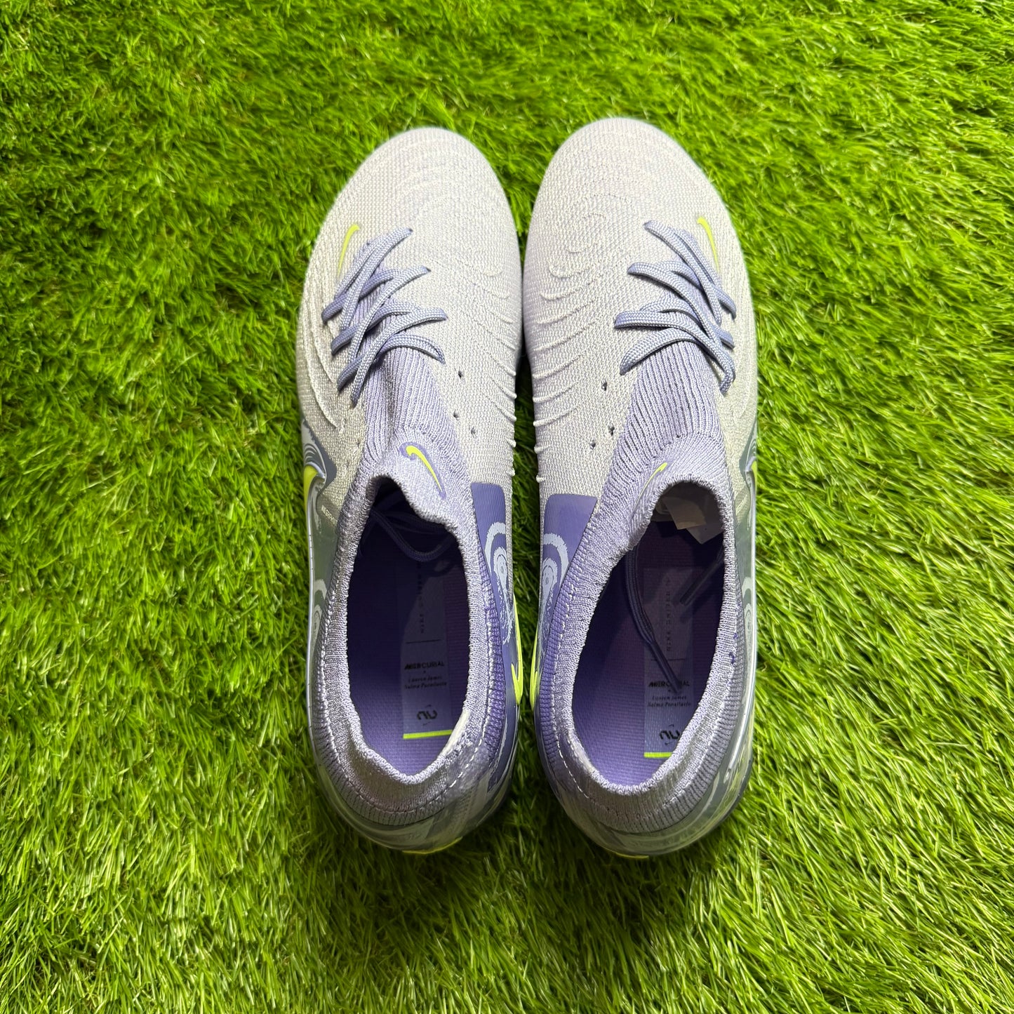 Phantom GX 2 Elite FG UNITED-PURPLE EUR45 29CM pre-owned