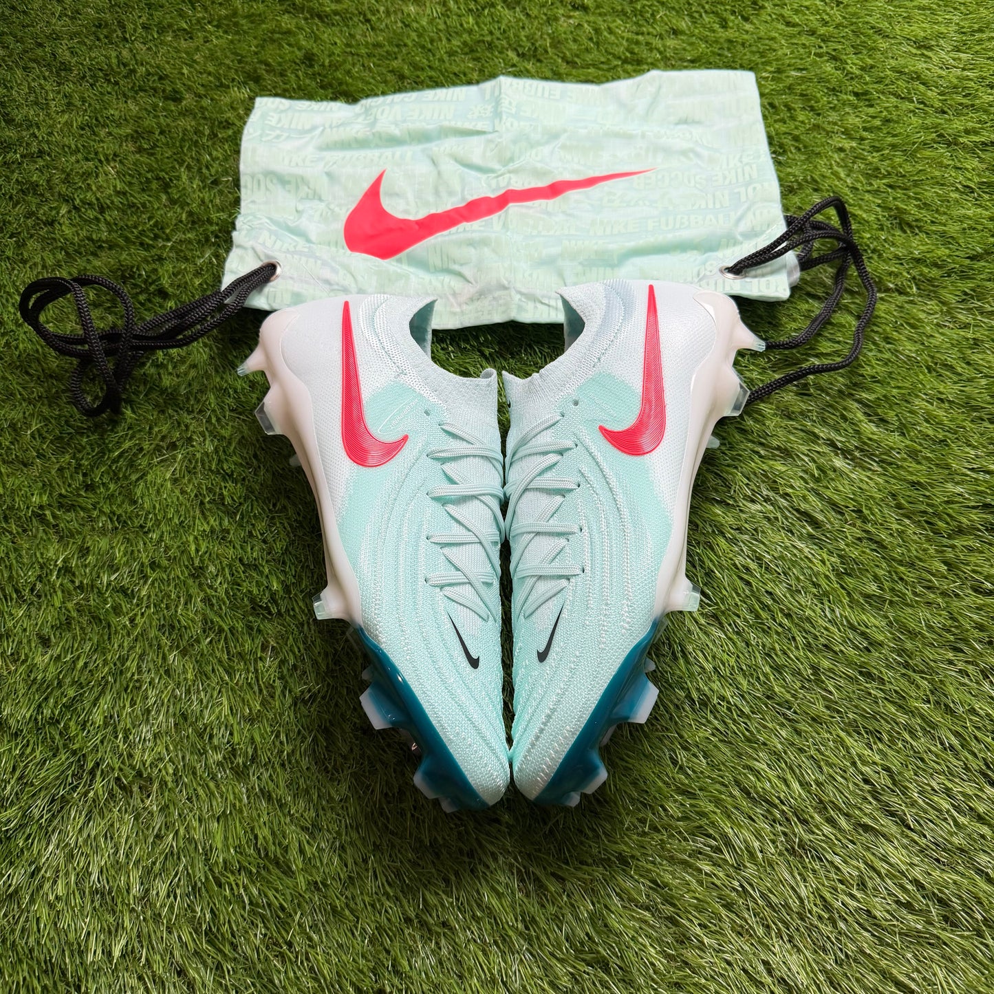 Phantom GX 2 Elite FG MAD ENERGY EUR42 26.5CM pre-owned