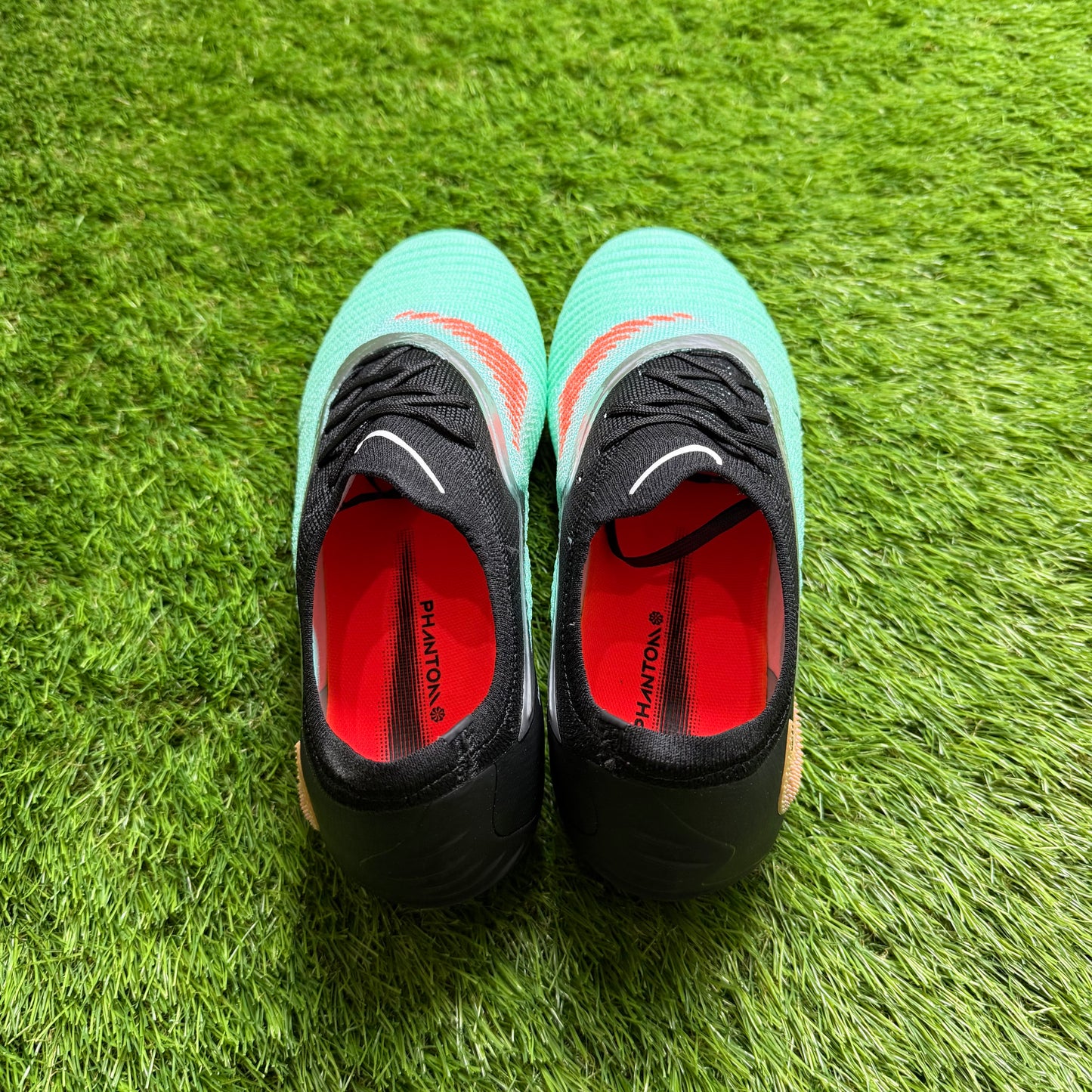 Phantom 6 Low Elite FG EUR39 24.5CM pre-owned