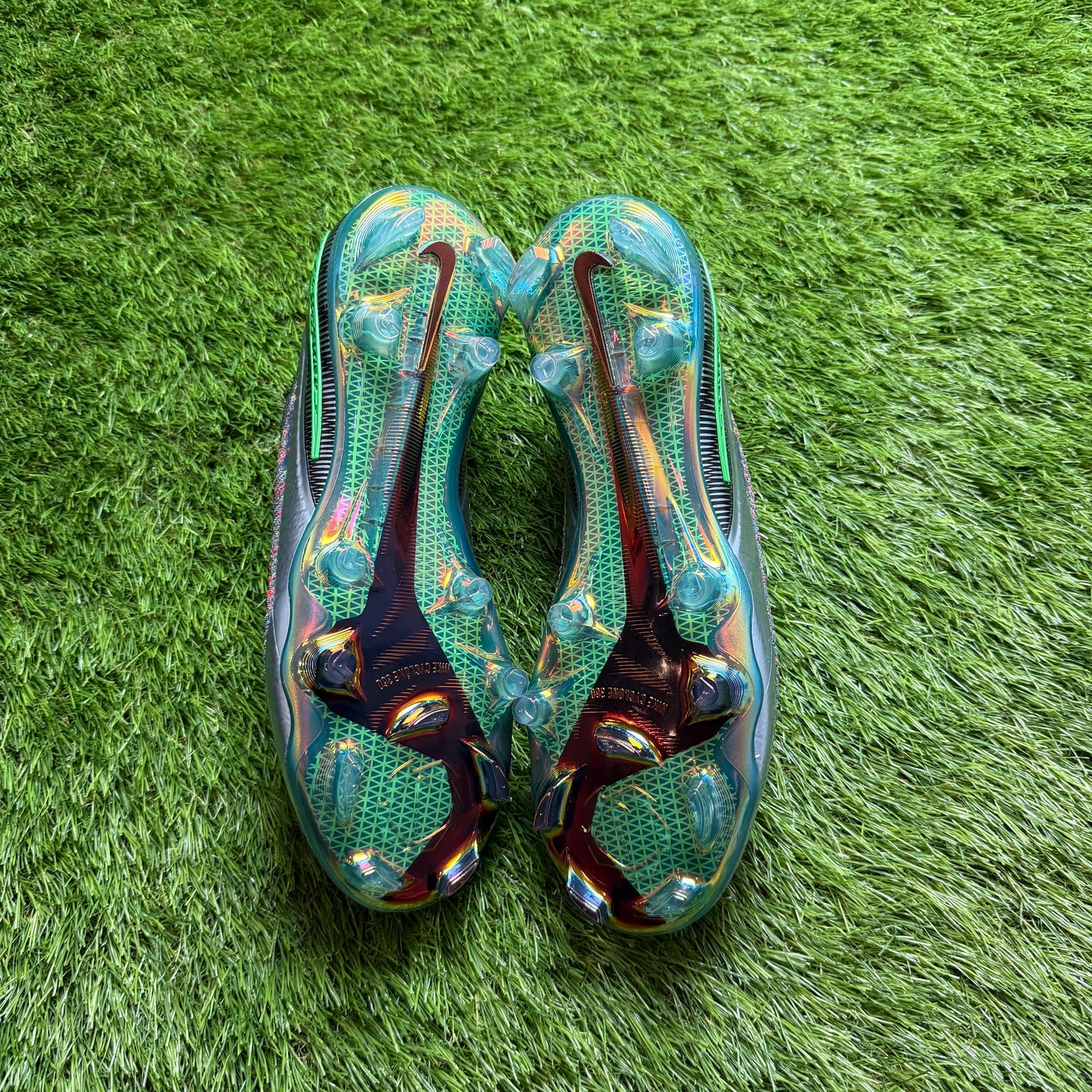 Phantom 6 Low Elite FG EA SPORTS EUR39 24.5CM pre-owned