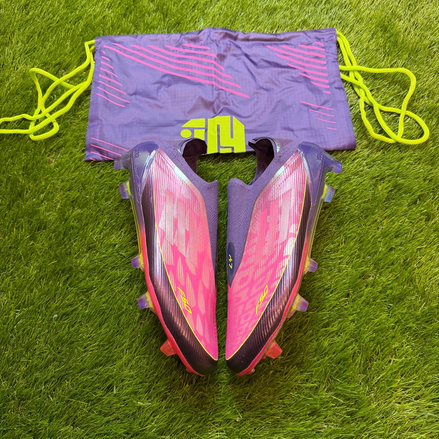 F50 ELITE FG LAMINE YAMAL UNITY FIOLET EUR45 29CM jak nowe | outlet / zwroty | pre-owned