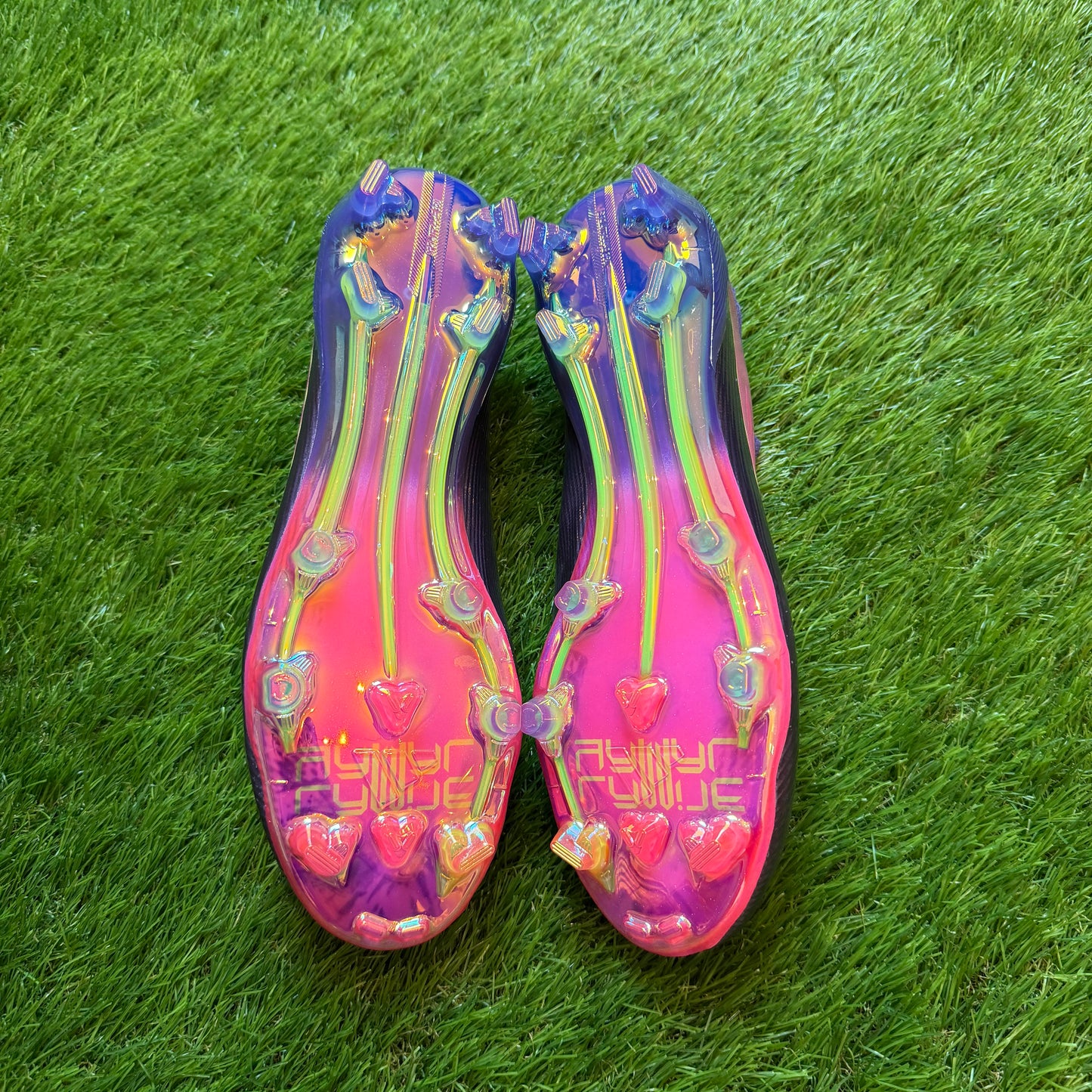 F50 ELITE FG LAMINE YAMAL UNITY FIOLET EUR45 29CM jak nowe | outlet / zwroty | pre-owned