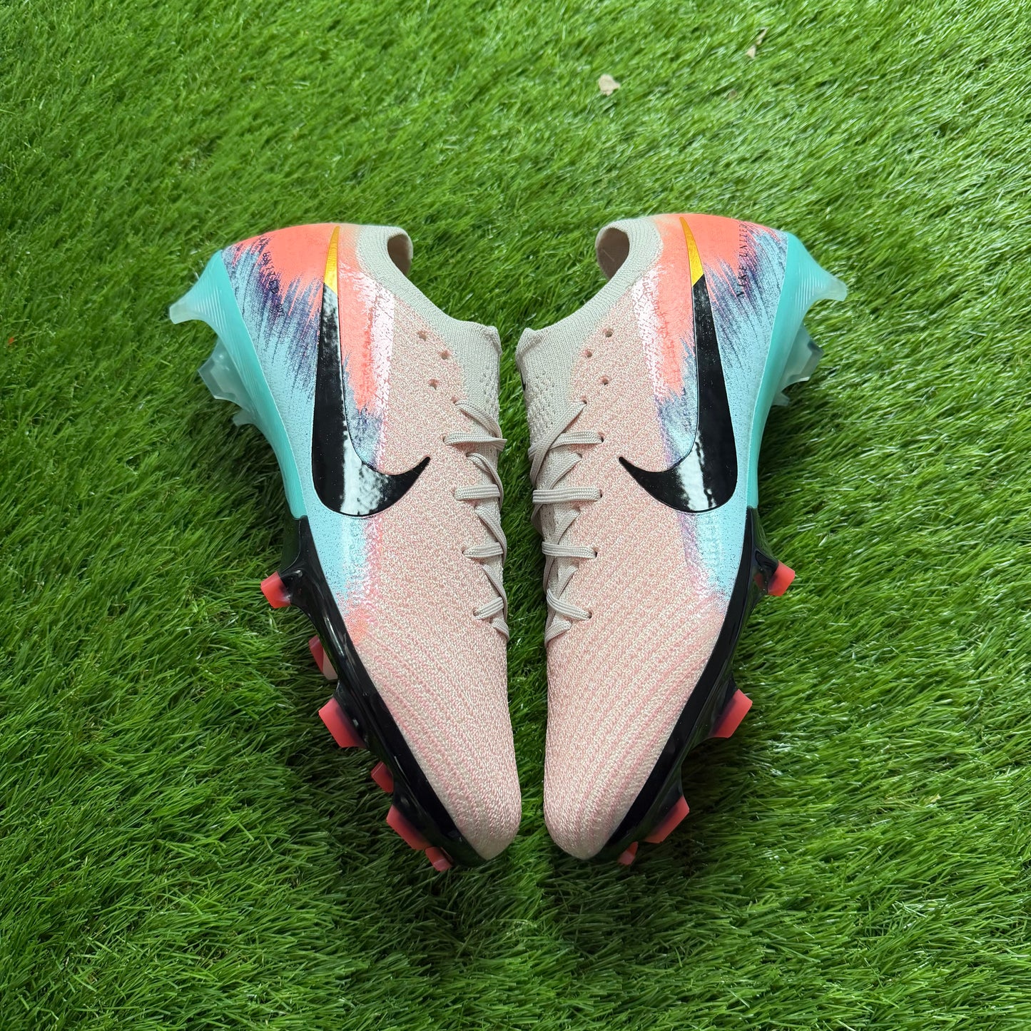 Mercurial Vapor 16 Elite FG UNITED EUR39 24,5CM jak nowe | outlet / zwroty | pre-owned