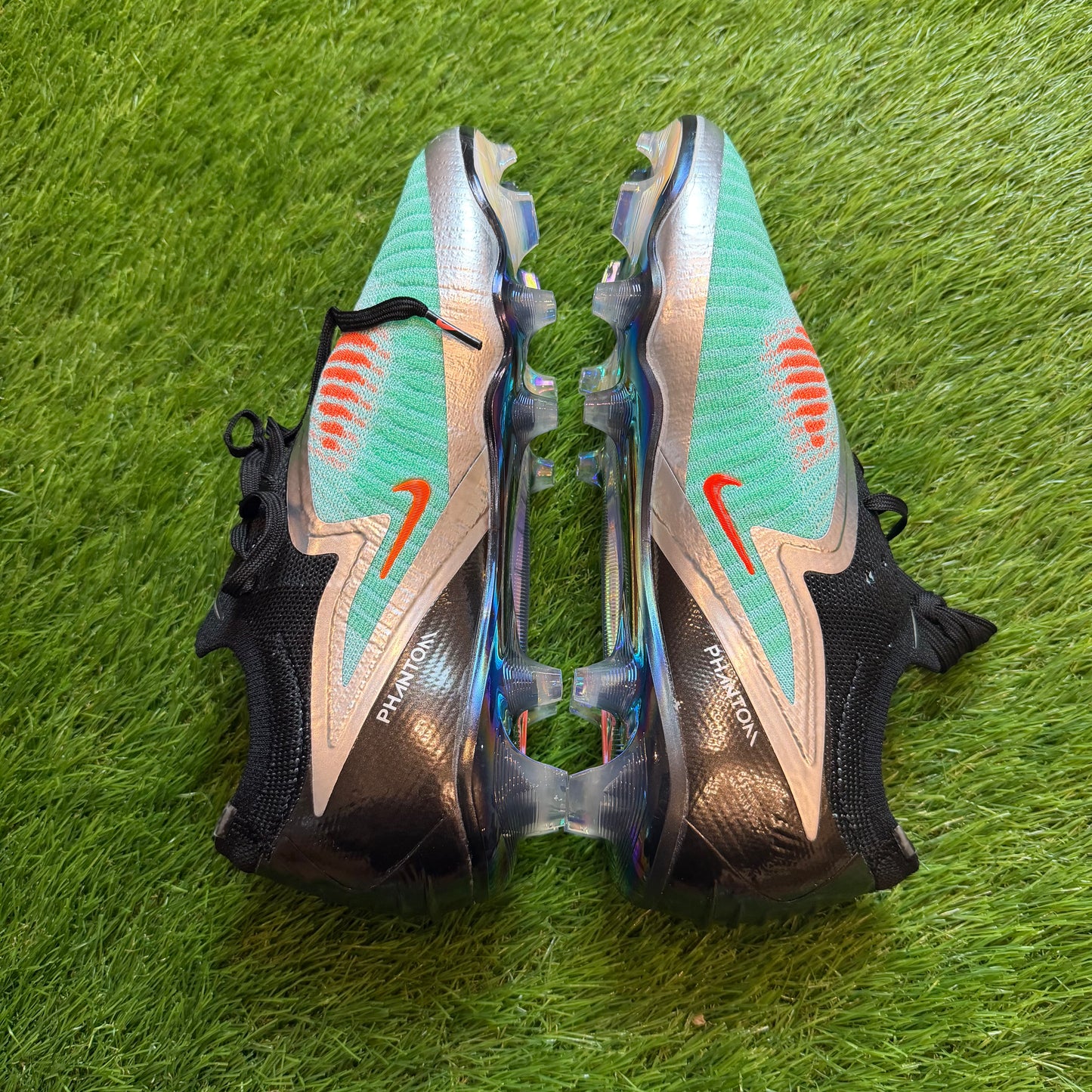 Phantom 6 Low Elite FG EUR43 27.5CM jak nowe | outlet / zwroty | pre-owned