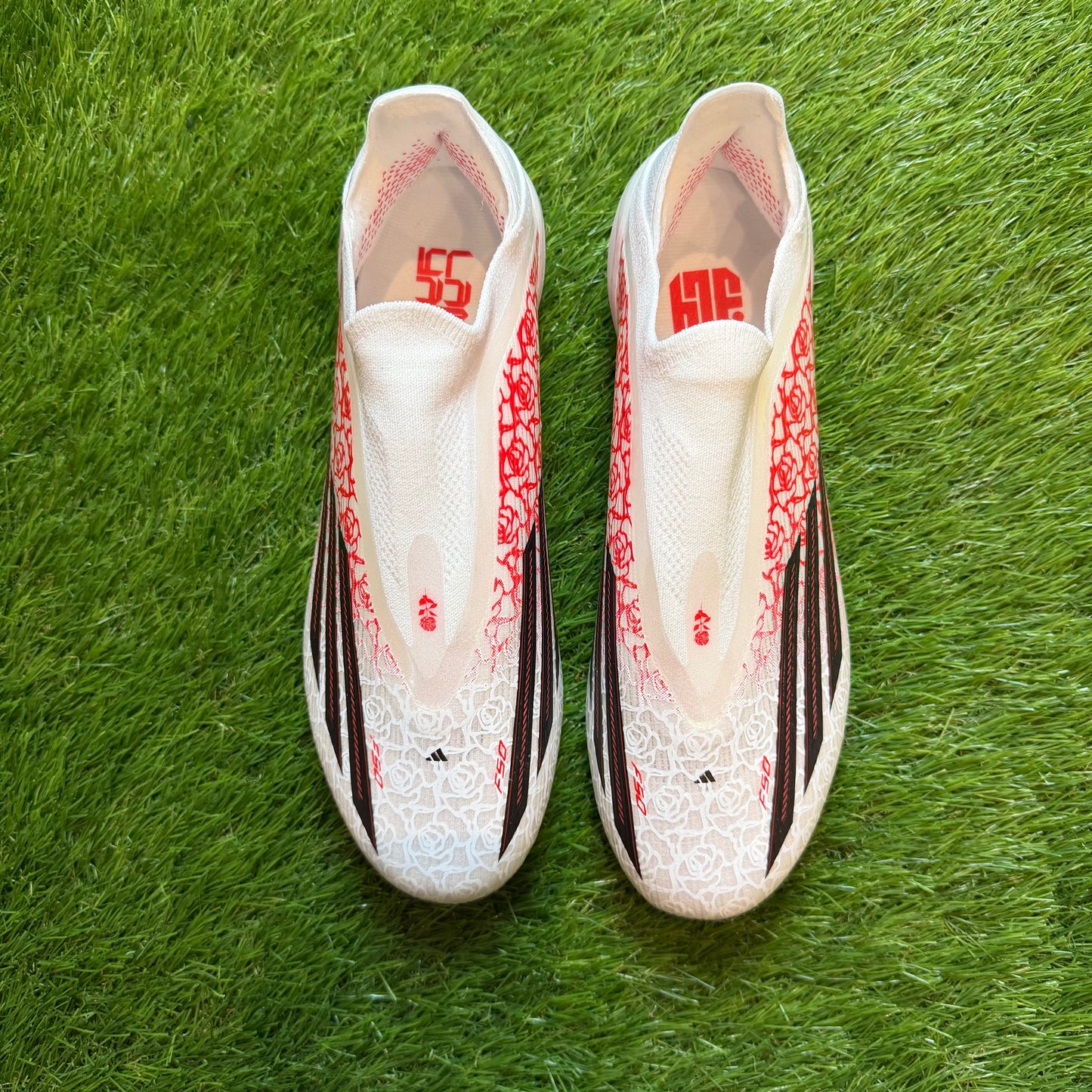 F50 ELITE FG LAMINE YAMAL LACELESS EUR41 26CM jak nowe | outlet / zwroty | pre-owned