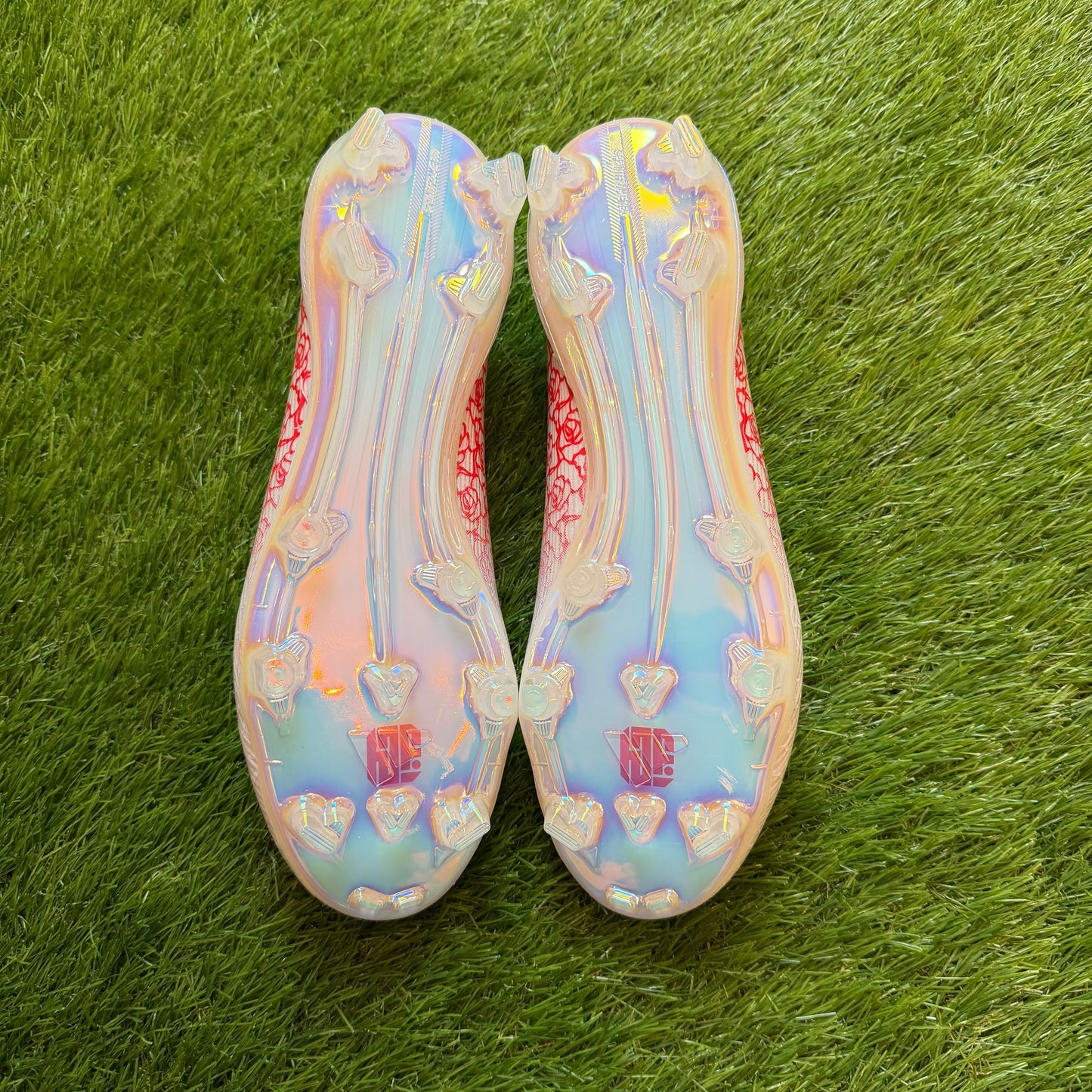 F50 ELITE FG LAMINE YAMAL LACELESS EUR41 26CM jak nowe | outlet / zwroty | pre-owned