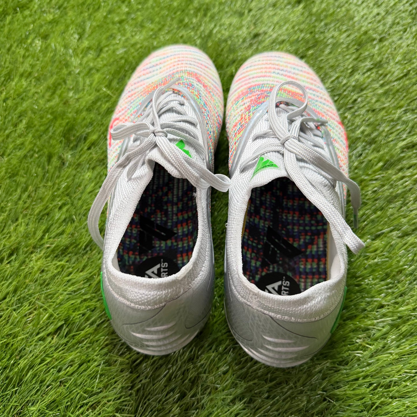 Phantom 6 Low Elite FG EA SPORTS EUR40 25CM jak nowe | outlet / zwroty | pre-owned