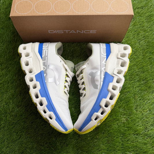 ON Running Cloudmonster 2 Distance White Lapis | EU41 26CM | Jak nowe | Outlet / Pre-owned