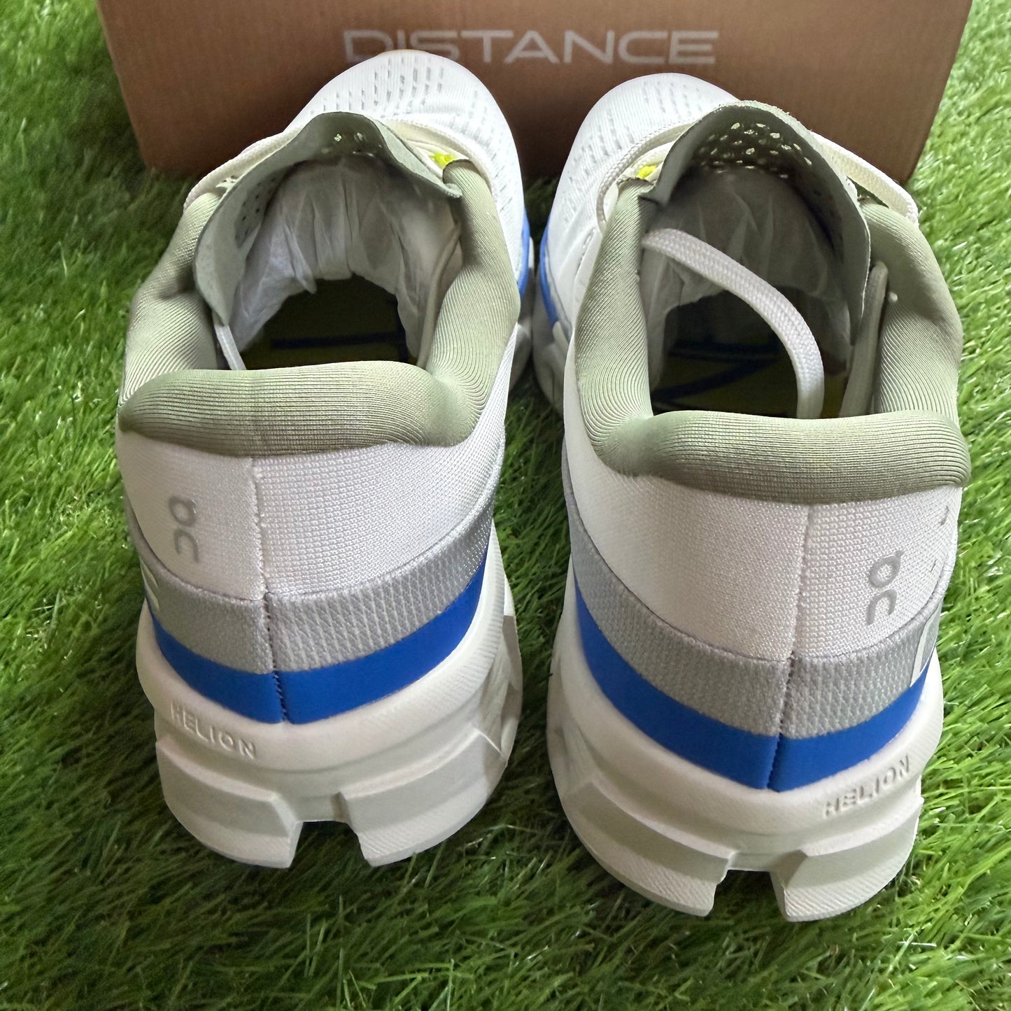 ON Running Cloudmonster 2 Distance White Lapis | EU40 25CM | Jak nowe | Outlet / Pre-owned
