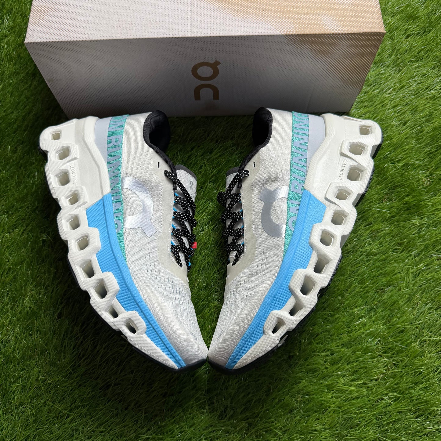 ON Running Cloudmonster 2 Cream Horizon | EU37 23CM | Jak nowe | Outlet / Pre-owned