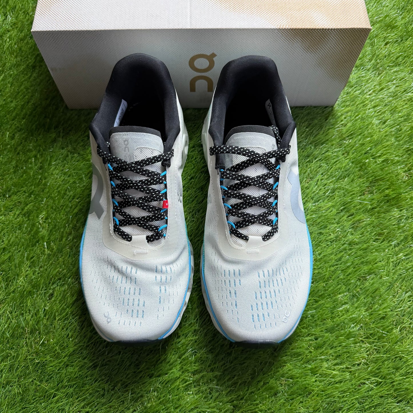 ON Running Cloudmonster 2 Cream Horizon | EU37 23CM | Jak nowe | Outlet / Pre-owned