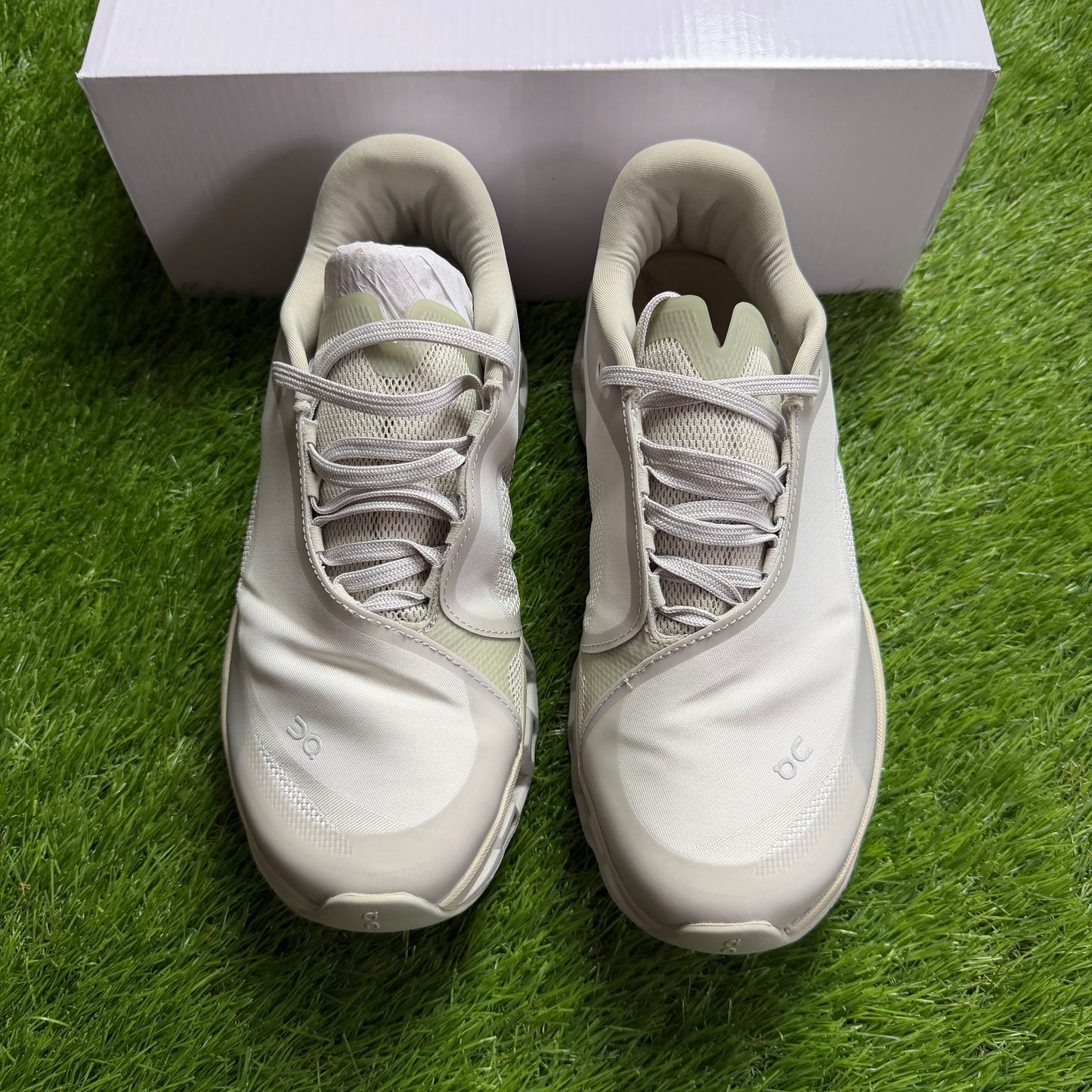 ON Running Cloudmonster 2 PAF Moondust | EU40.5 25.5CM | Jak nowe | Outlet / Pre-owned