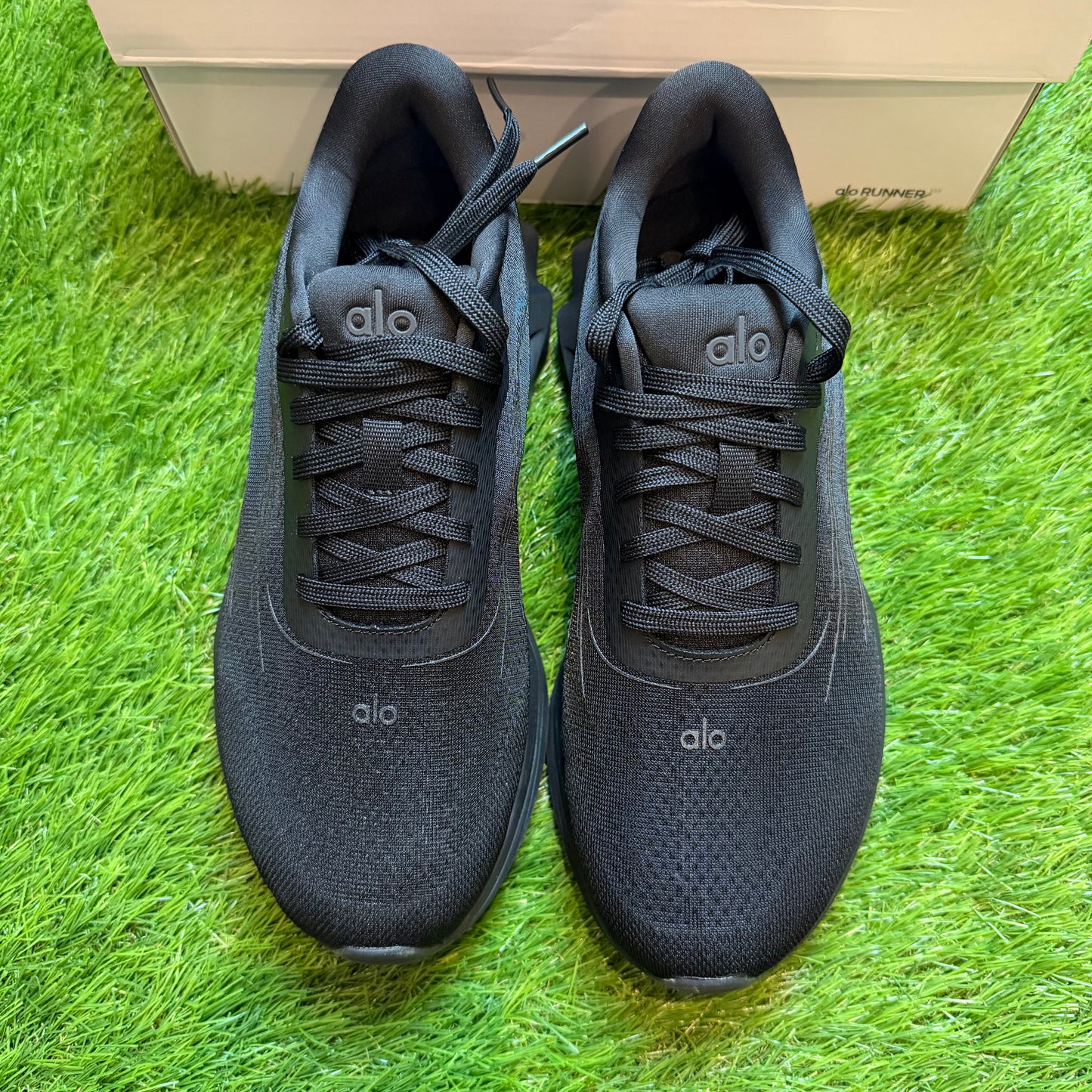 ALO Runner Black | EU36 23CM | Jak nowe | Outlet / Pre-owned