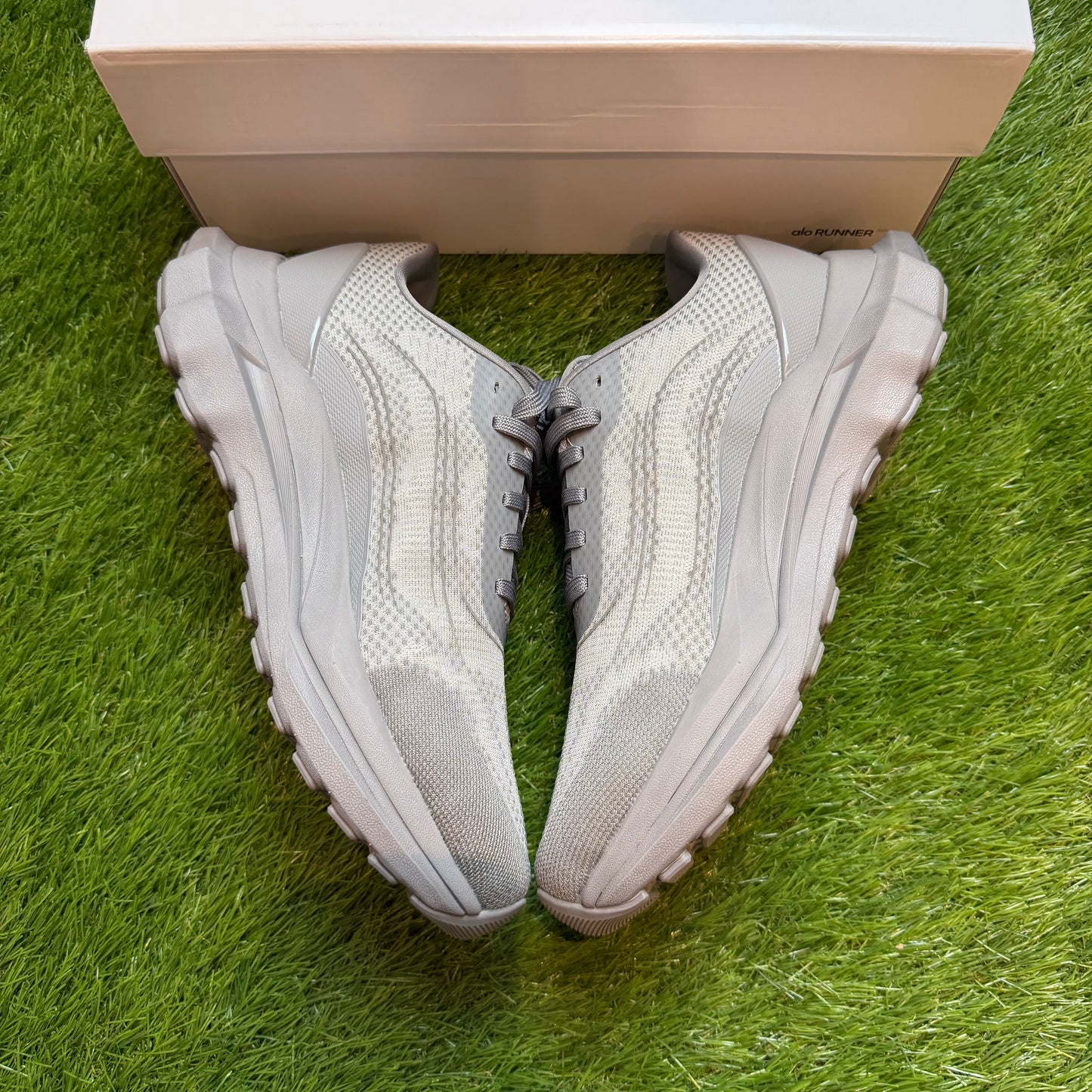 ALO Runner Gray | EU36 23CM | Jak nowe | Outlet / Pre-owned