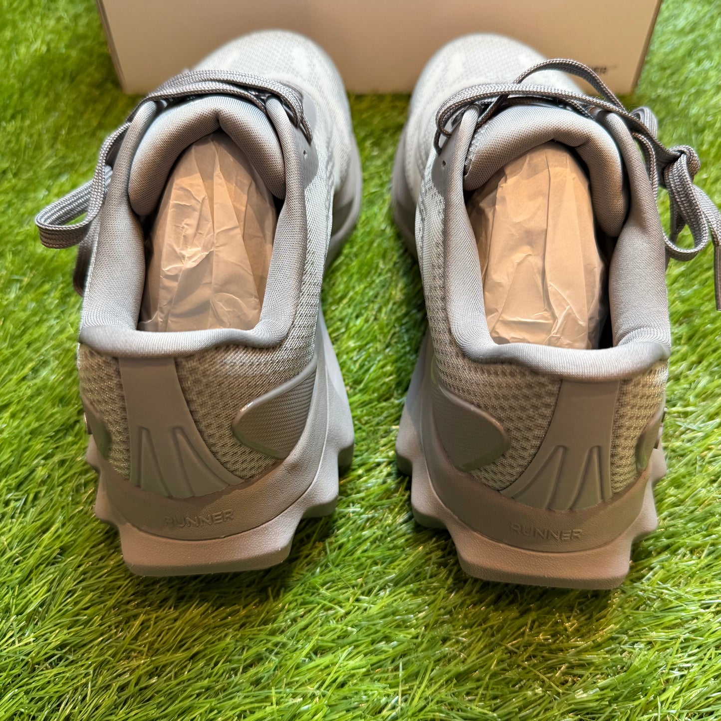 ALO Runner Gray | EU36 23CM | Jak nowe | Outlet / Pre-owned