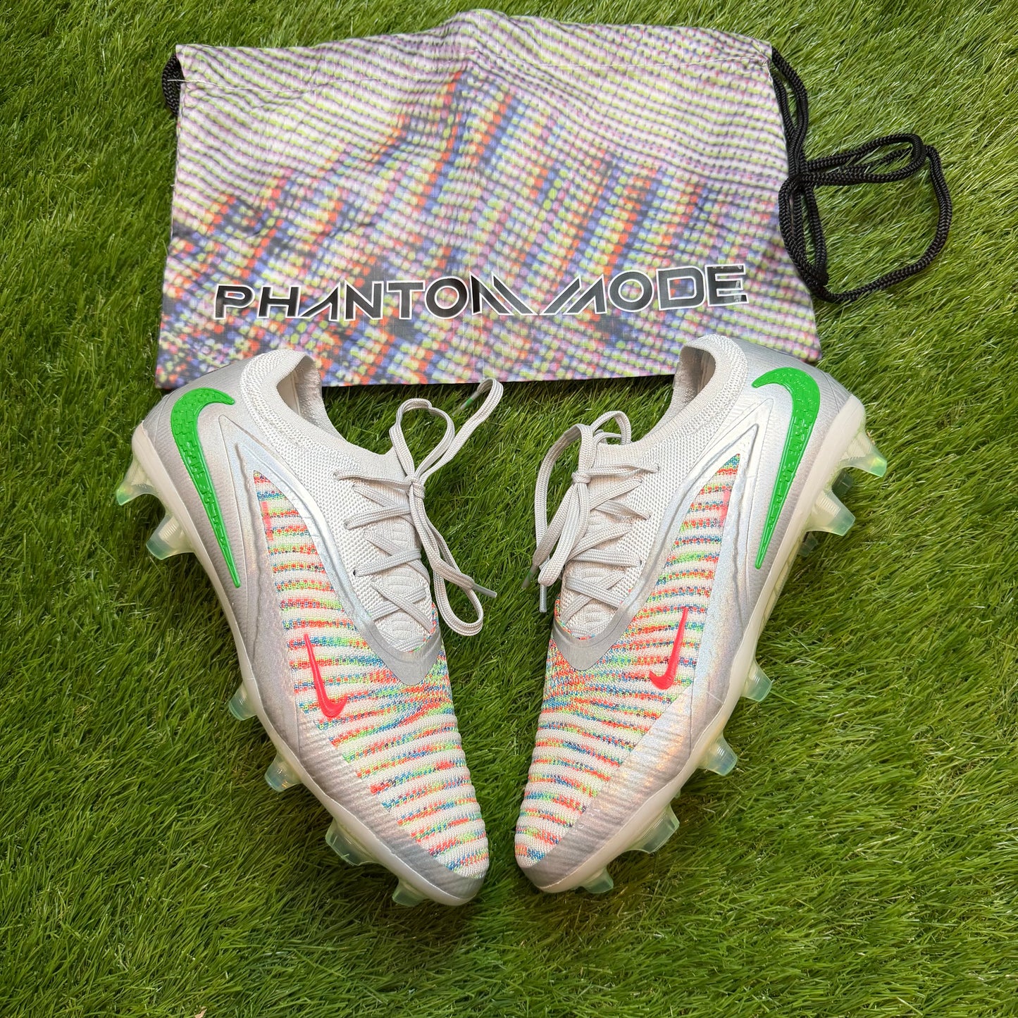 Phantom 6 Low Elite FG EA SPORTS EUR40 25CM jak nowe | outlet / zwroty | pre-owned